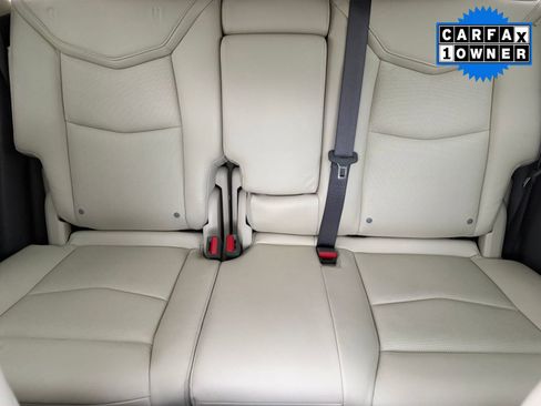 Used 2017 Cadillac XT5 Luxury w/ Driver Awareness Package image 28