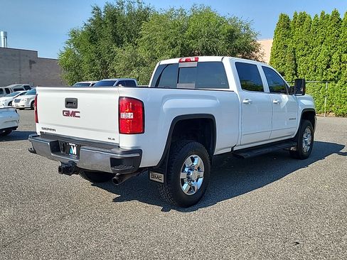Used 2018 GMC Sierra 2500 SLE w/ SLE Fleet Convenience Package AWD/4WD image 7