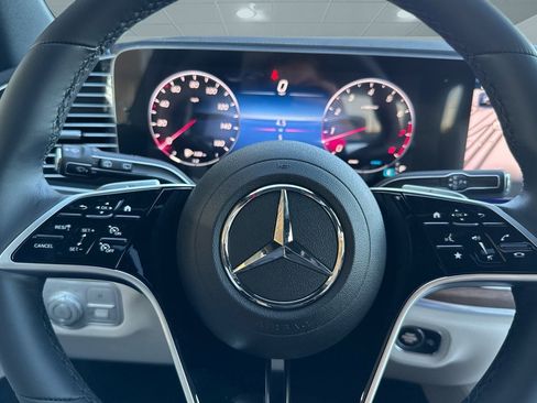New 2026 Mercedes-Benz GLE 580 GLE 580 image 17