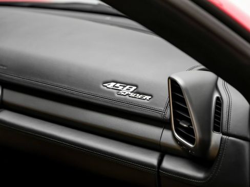 Used 2014 Ferrari 458 Spider RWD image 35