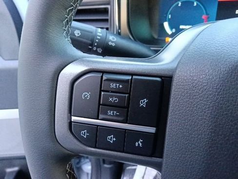 Used 2026 Ford F250 Lariat w/ Black Appearance Package image 18