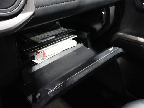 Used 2023 Toyota Tacoma Limited image 33