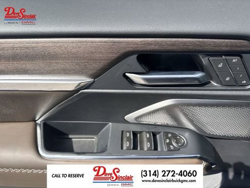 New 2026 GMC Acadia Denali Ultimate AWD/4WD image 13