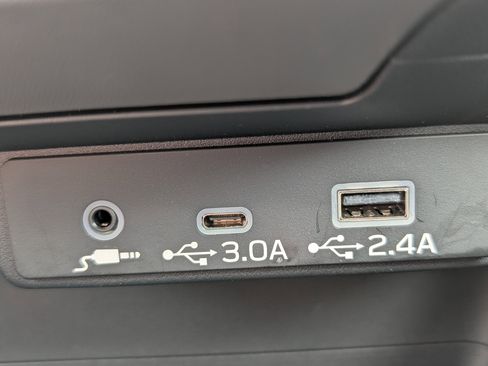 Used 2024 Subaru Crosstrek 2.0i Premium image 20