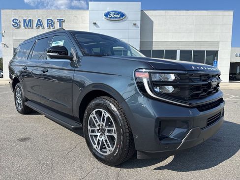 New 2025 Ford Expedition Max Active image 1