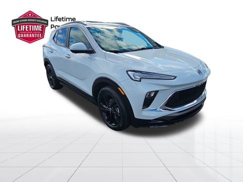 Used 2024 Buick Encore GX Sport Touring w/ Comfort Package image 5