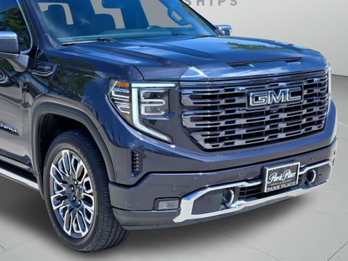 Used 2023 GMC Sierra 1500 Denali Ultimate AWD/4WD image 32