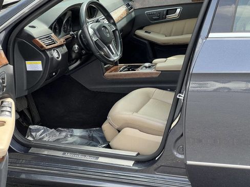 Used 2012 Mercedes-Benz E 350 Sedan image 14