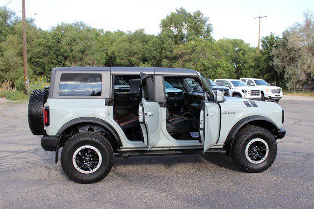 Used 2024 Ford Bronco Outer Banks w/ Sasquatch Package AWD/4WD image 16
