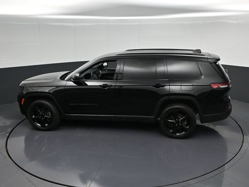 Used 2024 Jeep Grand Cherokee L Limited w/ Black Appearance Package RWD image 25