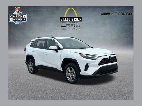 Used 2024 Toyota RAV4 XLE image 1