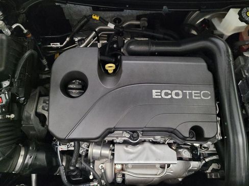 Used 2022 GMC Terrain SLE w/ Driver Convenience Package image 30