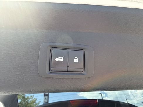 Used 2024 Mitsubishi Outlander SE AWD/4WD image 10