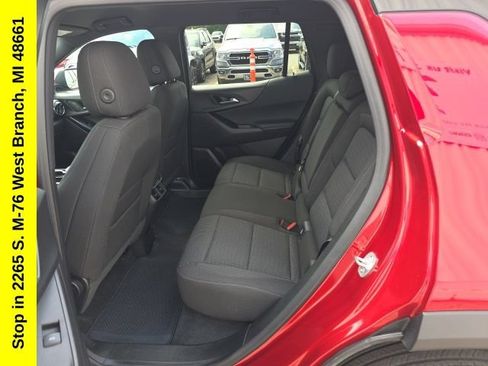 Used 2026 Chevrolet Equinox LT AWD/4WD image 33