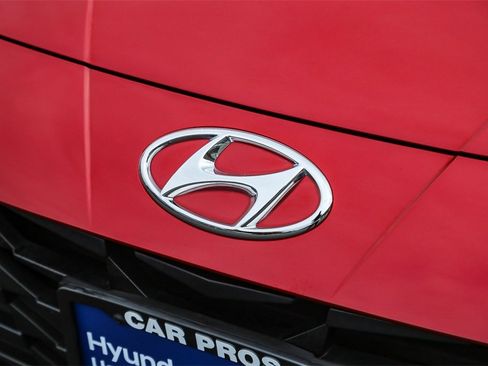 Certified 2023 Hyundai Elantra SEL w/ Convenience Package image 6