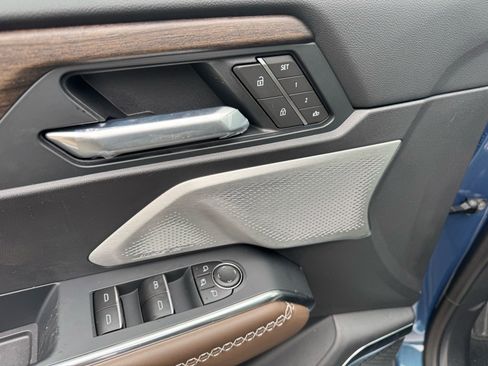 New 2026 GMC Acadia Denali Ultimate image 17