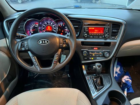 Used 2012 Kia Optima LX image 17