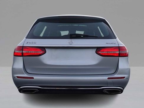 Used 2017 Mercedes-Benz E 400 4MATIC Wagon image 6