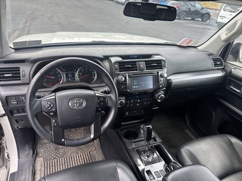 Used 2019 Toyota 4Runner Limited image 14