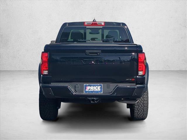 Used 2024 Chevrolet Colorado ZR2 w/ Technology Package AWD/4WD image 6