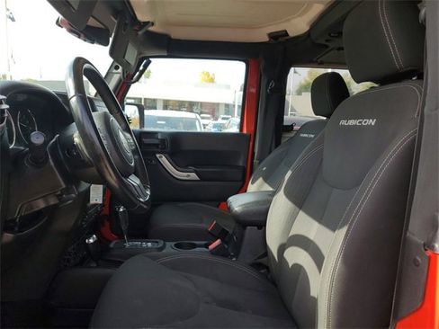 Used 2017 Jeep Wrangler Rubicon w/ Dual Top Group image 10
