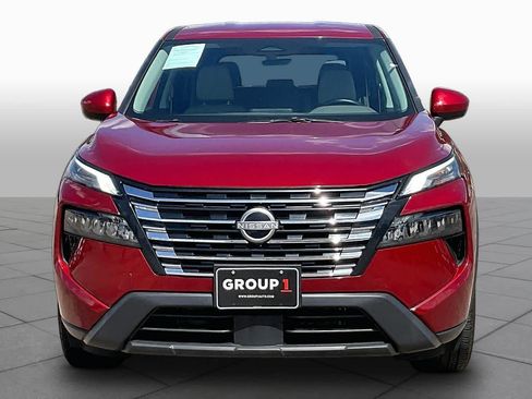 Used 2025 Nissan Rogue SV FWD image 4
