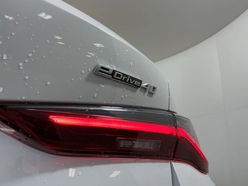 Certified 2025 BMW i4 eDrive40 w/ Premium Package image 32