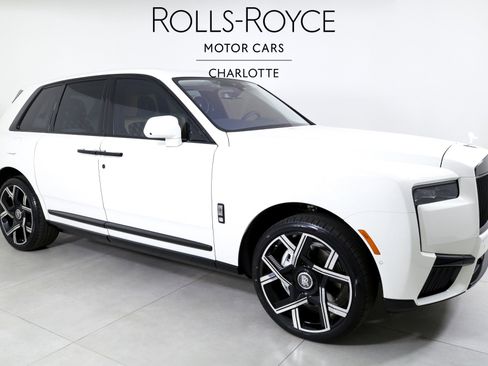 Used 2026 Rolls-Royce Cullinan image 5