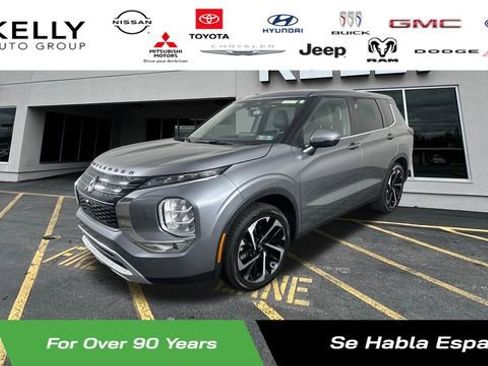 Used 2022 Mitsubishi Outlander SE AWD/4WD image 1