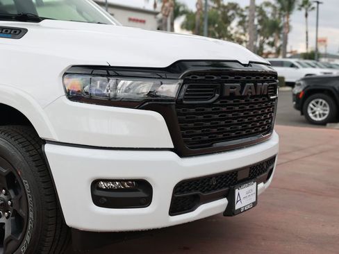 New 2026 RAM 1500 4x4 Crew Cab image 7