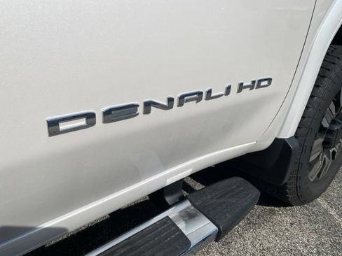 Used 2025 GMC Sierra 2500 Denali w/ Denali Reserve Package AWD/4WD image 43