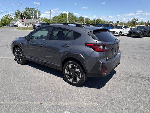 Used 2024 Subaru Crosstrek 2.5i Limited w/ Crosstrek Mirror Package AWD/4WD image 6