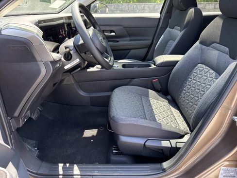New 2026 Nissan Kicks SV AWD/4WD image 29