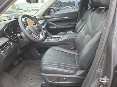 Used 2023 INFINITI QX60 Luxe w/ Vision Package FWD image 5