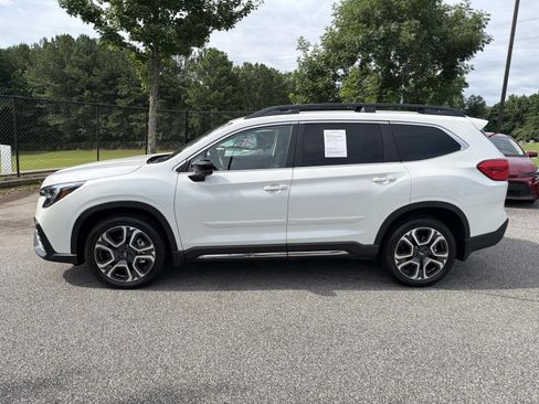 Certified 2026 Subaru Ascent Limited AWD/4WD image 4