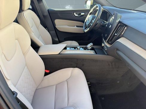 Used 2026 Volvo XC60 B5 Core w/ Climate Package AWD/4WD image 29