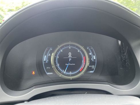 Used 2016 Lexus IS 300 AWD image 16