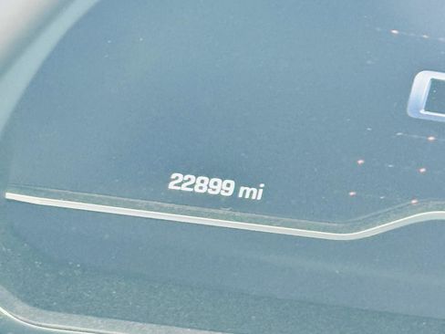 Used 2023 Chevrolet Tahoe Premier image 13