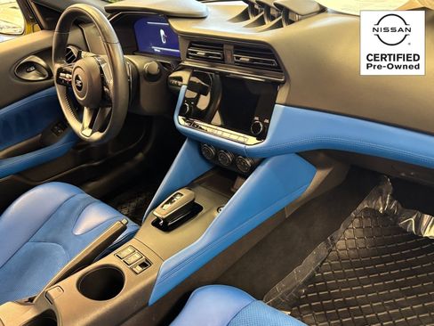 Certified 2024 Nissan Z Performance w/ Floor Mat Package image 10