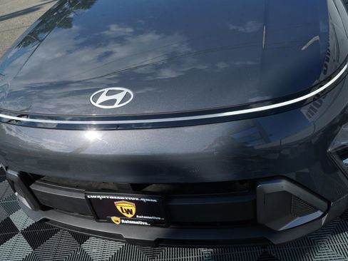 Used 2024 Hyundai Kona SEL AWD/4WD image 85