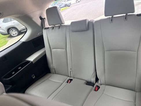 Used 2024 Toyota Grand Highlander AWD image 29