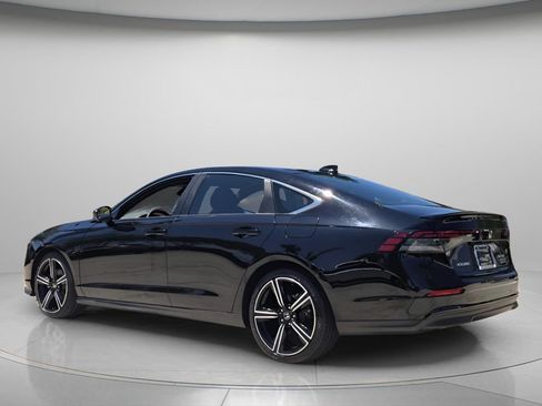 Used 2023 Honda Accord Sport image 8
