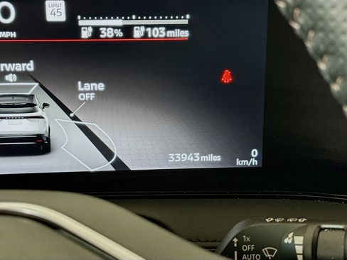 Used 2023 Nissan Ariya FWD image 19