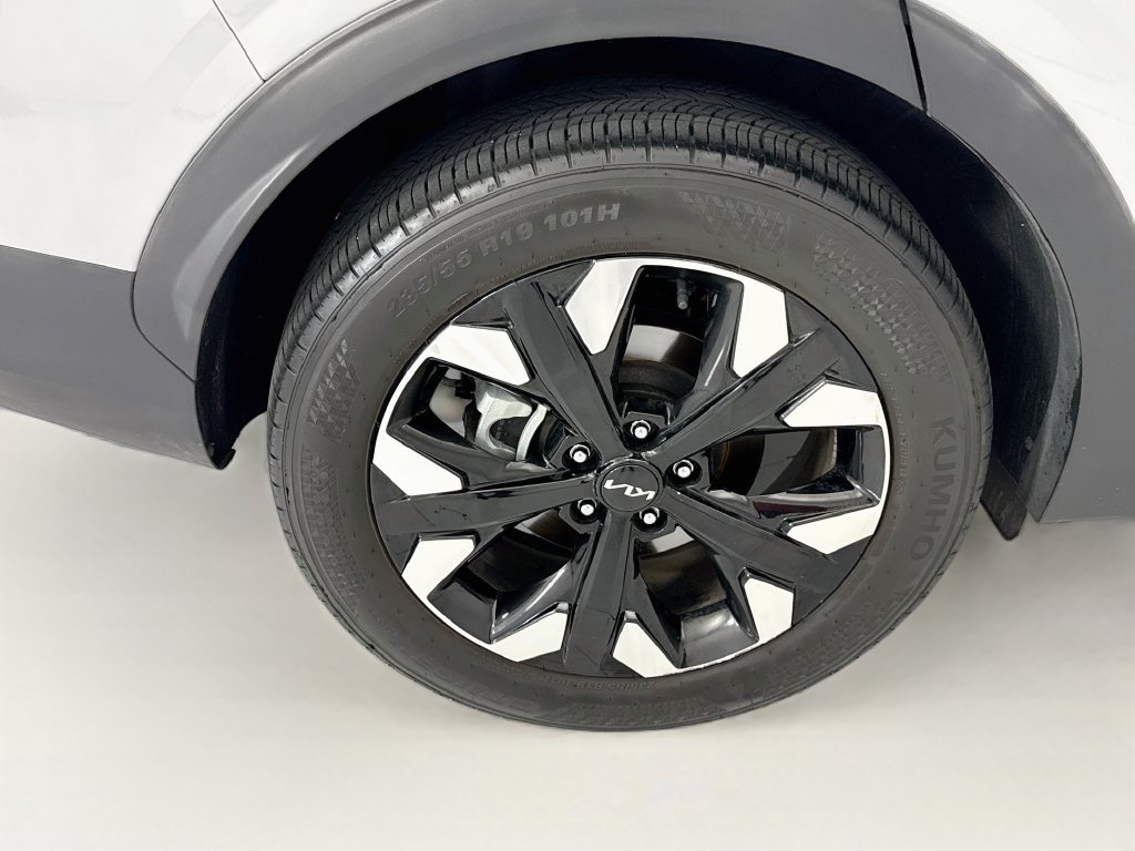 Used 2024 Kia Sportage X-Line w/ X-Line Premium Package AWD/4WD image 32