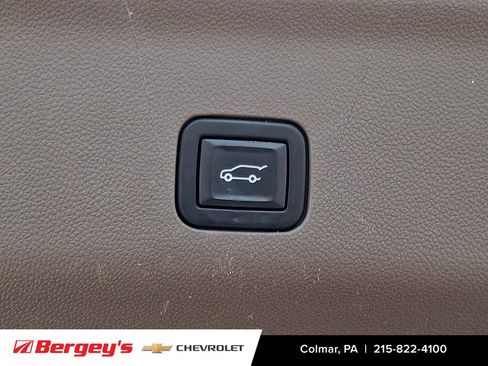 Used 2022 GMC Yukon Denali AWD/4WD image 36