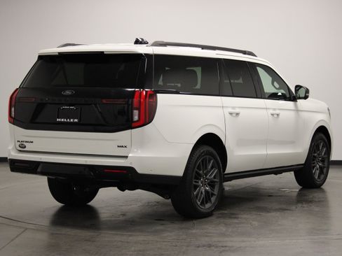 Used 2025 Ford Expedition Max Platinum w/ Stealth Performance Package AWD/4WD image 8