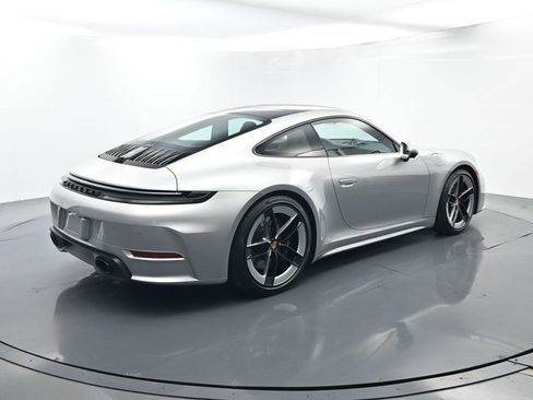 Certified 2026 Porsche 911 Carrera S w/ Premium Package RWD image 15