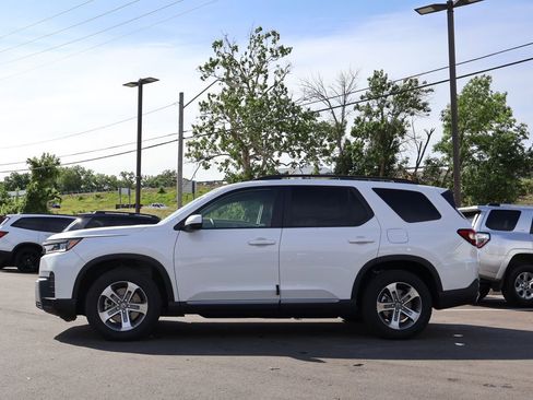 New 2026 Honda Pilot EX-L image 4