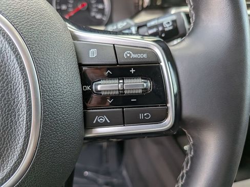 Used 2022 Kia Sorento S w/ Panoramic Sunroof Package AWD/4WD image 20