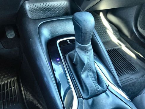 Used 2024 Toyota Corolla LE image 19